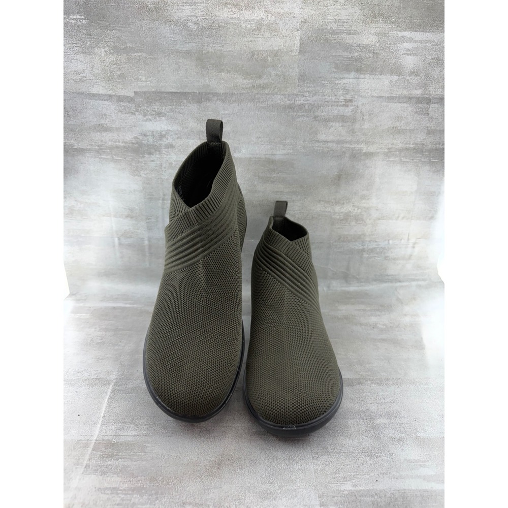Clarks Cloudsteppers Step Cali Cove Olive Green Knit Ankle Boots Women Sz 9M
